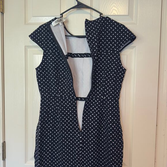 Diane Von Furstenberg Hadlie Bromley Dot Black Sheath Dress Size 8 Evening - Picture 3 of 9